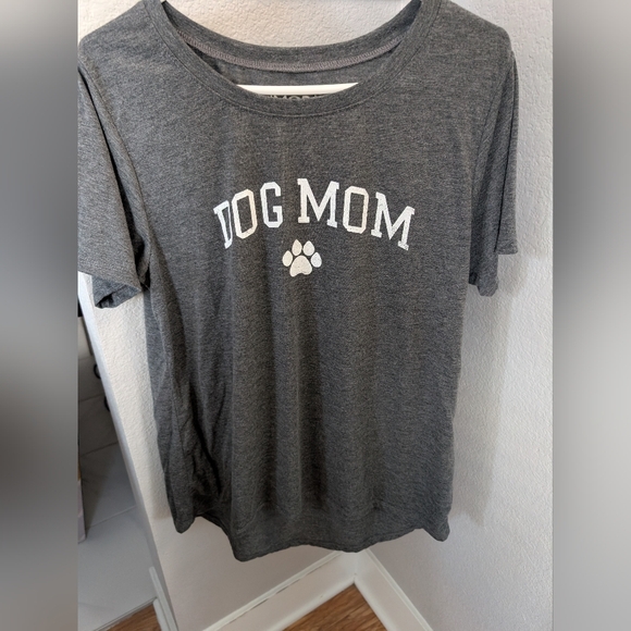 Modern Lux Gray 'Dog Mom' T-Shirt - Picture 1 of 5